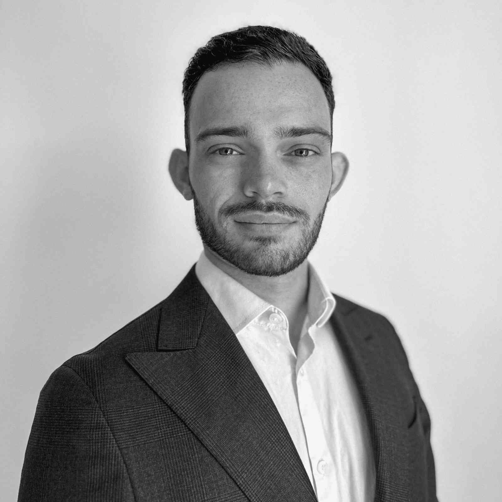 thomas-dashwood-portrait-black-white